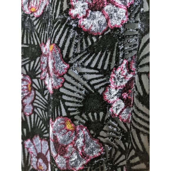 LOFT Black & Silver Iced Floral Velvet Sleeveless Peplum Swing Dress Size Small - Picture 6 of 12